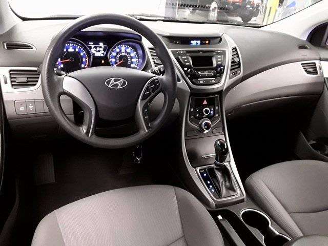 Hyundai Elantra 2014 photo 19